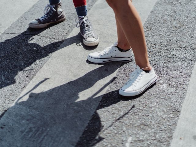 Кроссовки SneakerHub